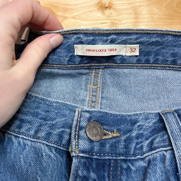 NEW. Levi’s High Loose Taper Jeans. NWT - Picture 8 of 9